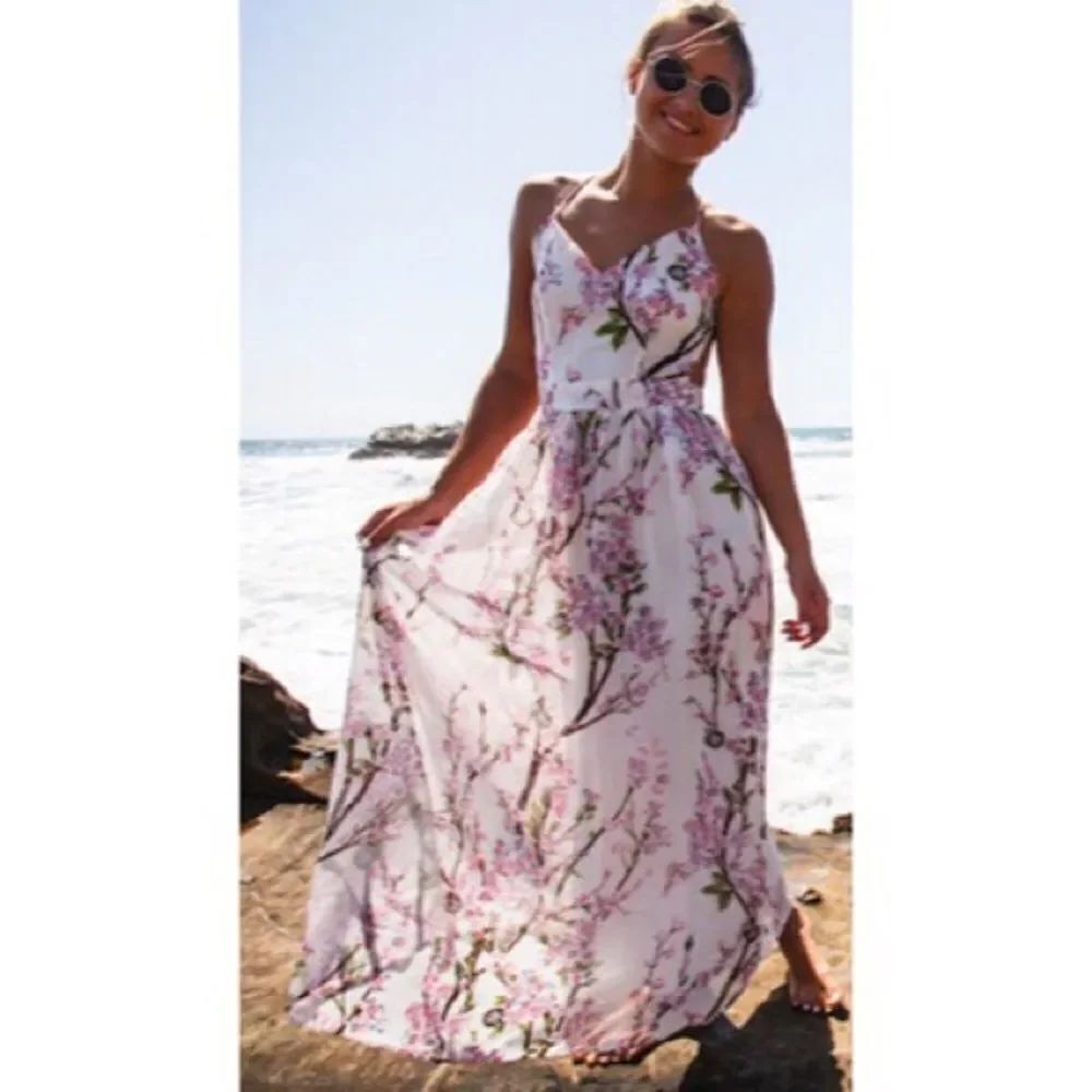 ✨4xHP✨Multicolour Floral Backless Maxi Dress✨